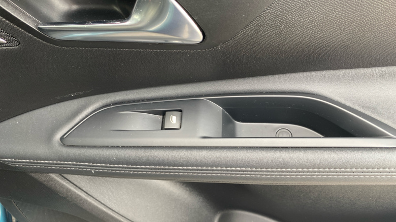 Peugeot 5008 1.2 PureTech Allure 5dr EAT8 Petrol Estate